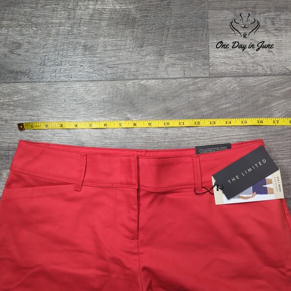 The Limited Tailored Short Size 6 - Picture 3 of 7